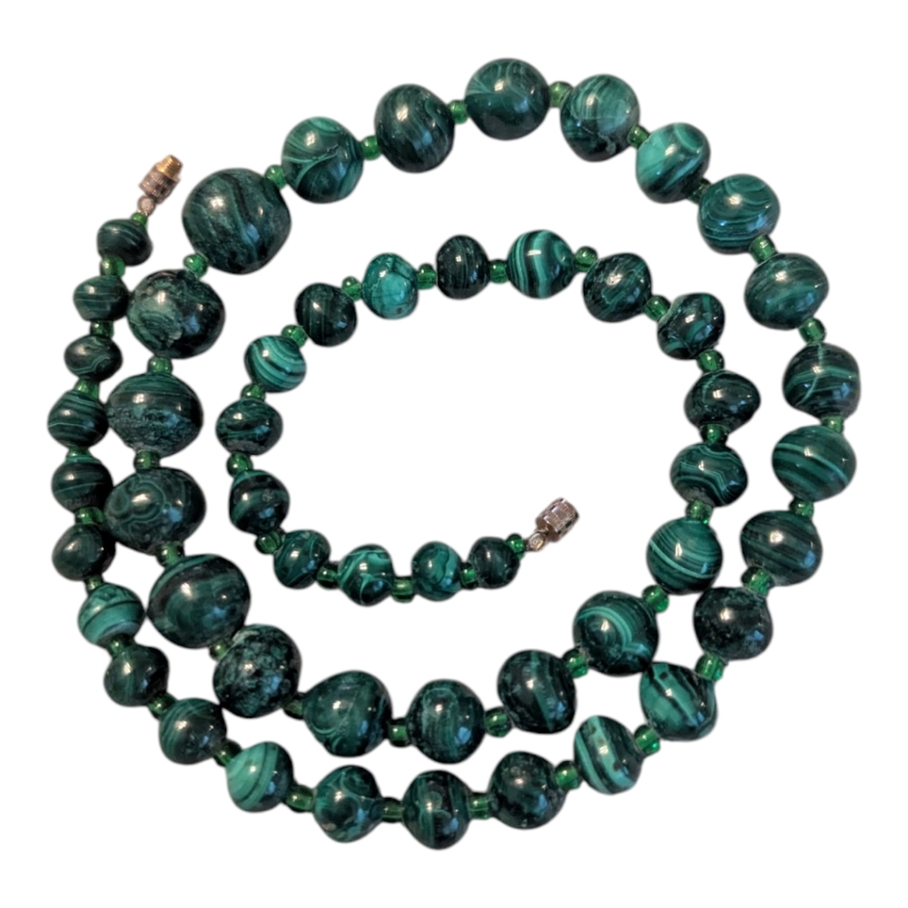Vintage Green Graduated Malachite Beaded Necklace Gold Tone Twist Clasp 22”1